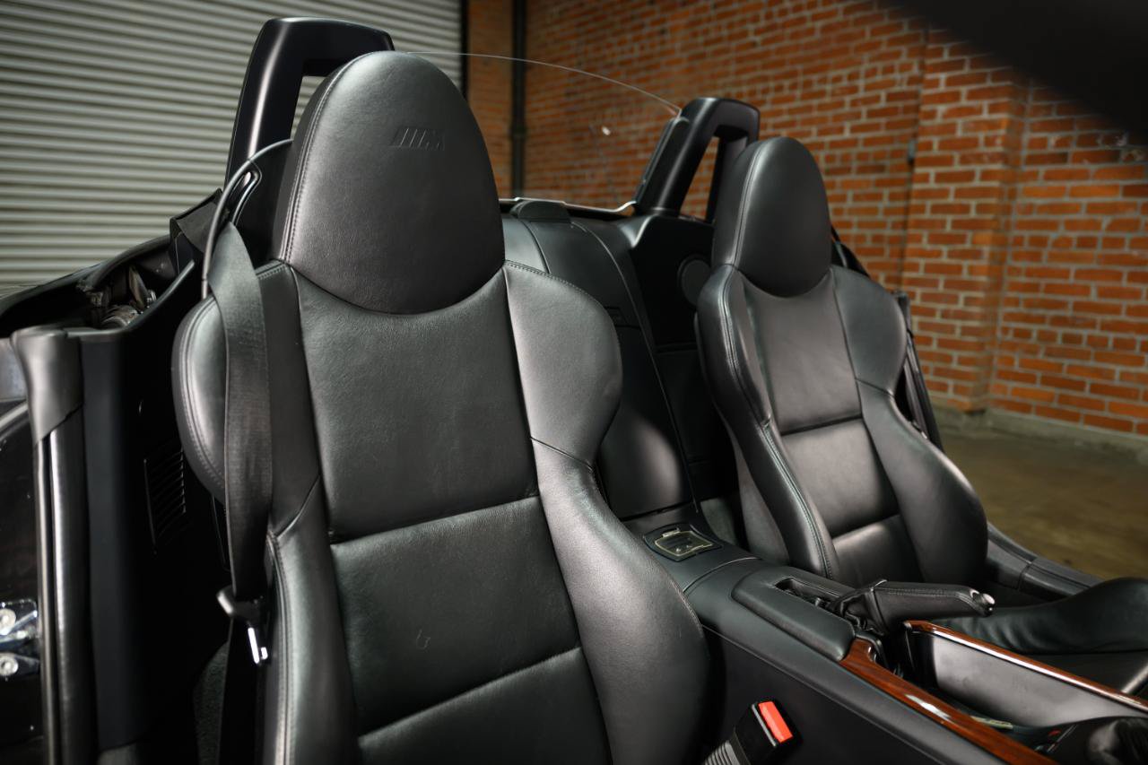Used 2007 BMW M Roadster RWD image 39