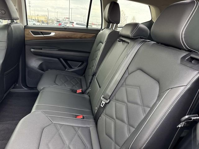 Certified 2025 Volkswagen Atlas SE image 15