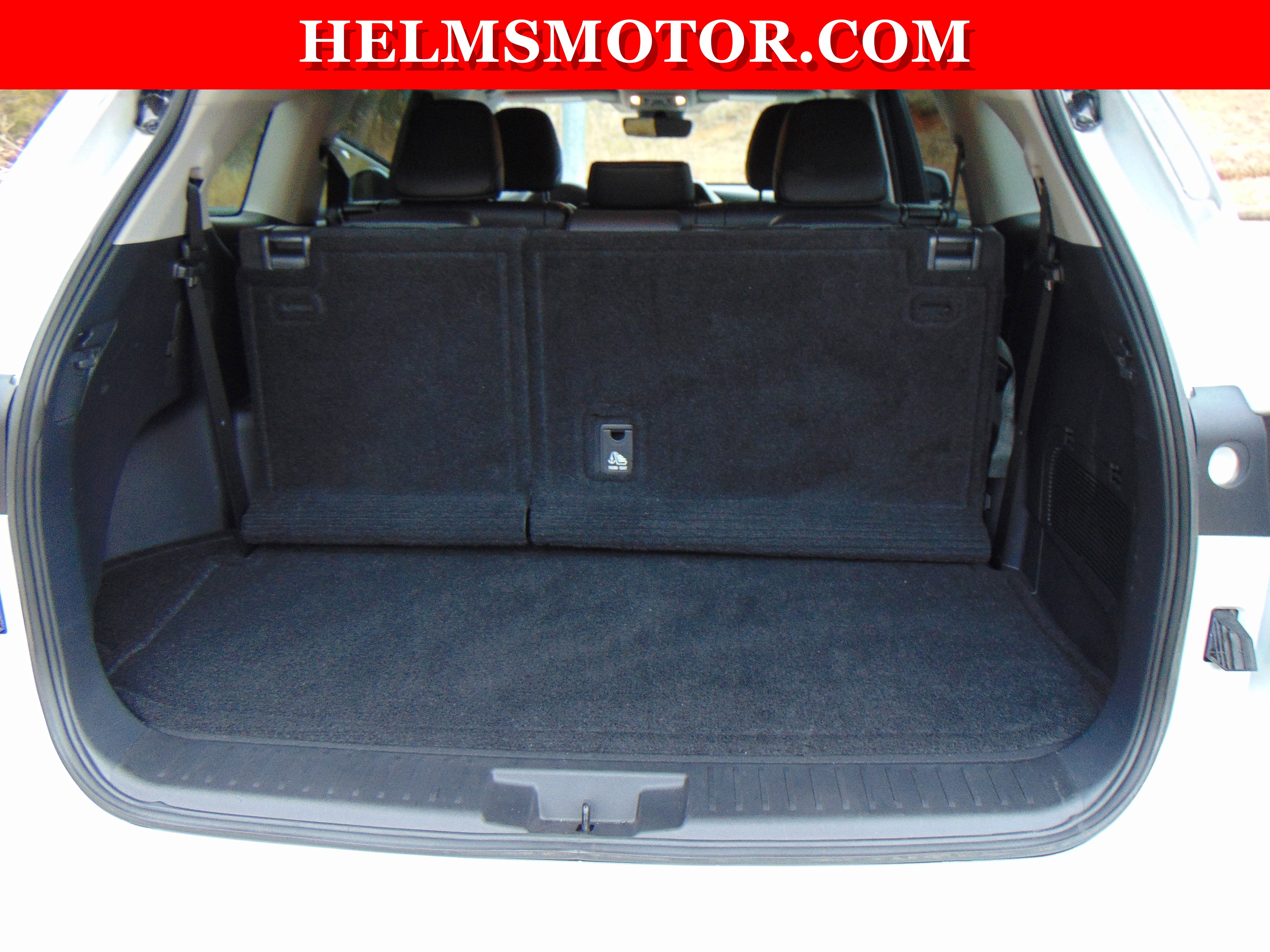 Used 2025 Toyota Highlander XLE image 27