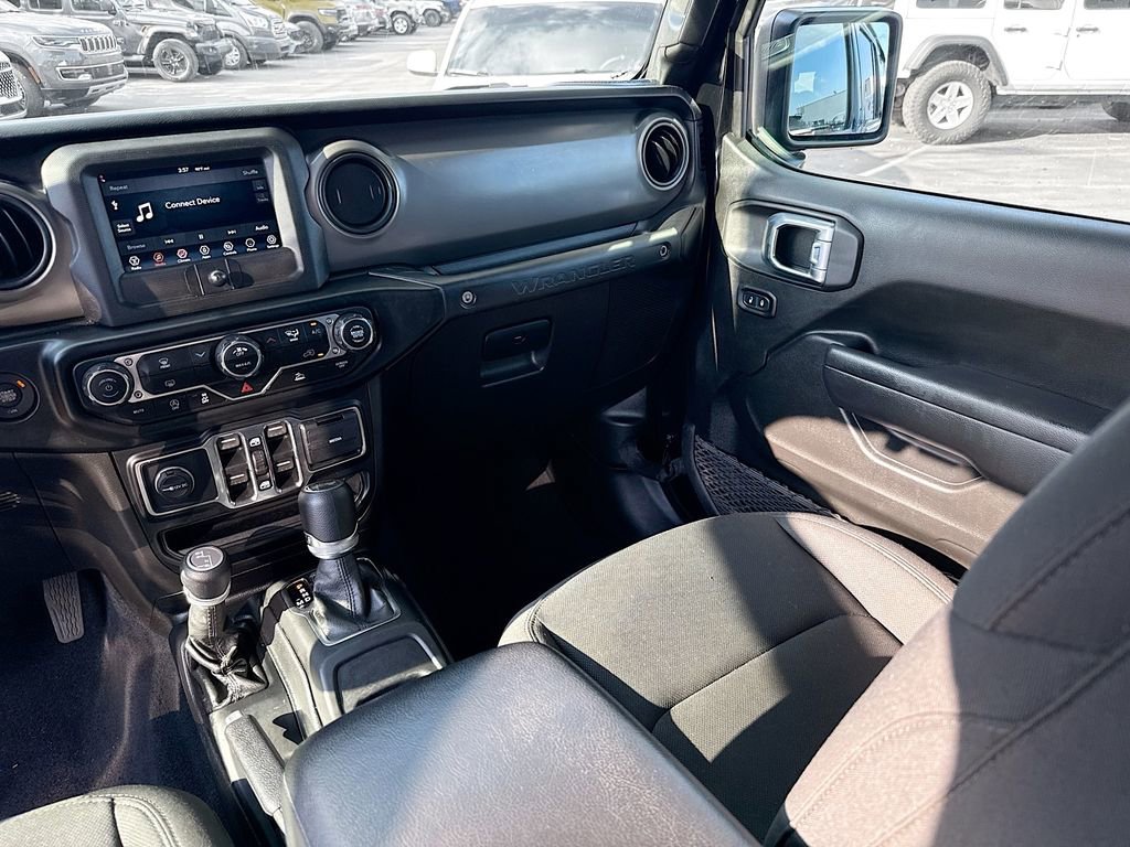 Used 2022 Jeep Wrangler Unlimited Sport AWD/4WD image 26