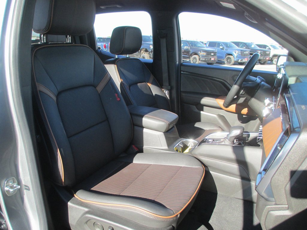 Certified 2023 GMC Canyon AT4 w/ AT4 Premium Package image 20