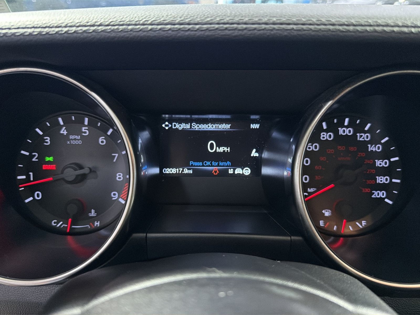 Used 2019 Ford Mustang Shelby GT350 w/ Technology Package RWD image 32
