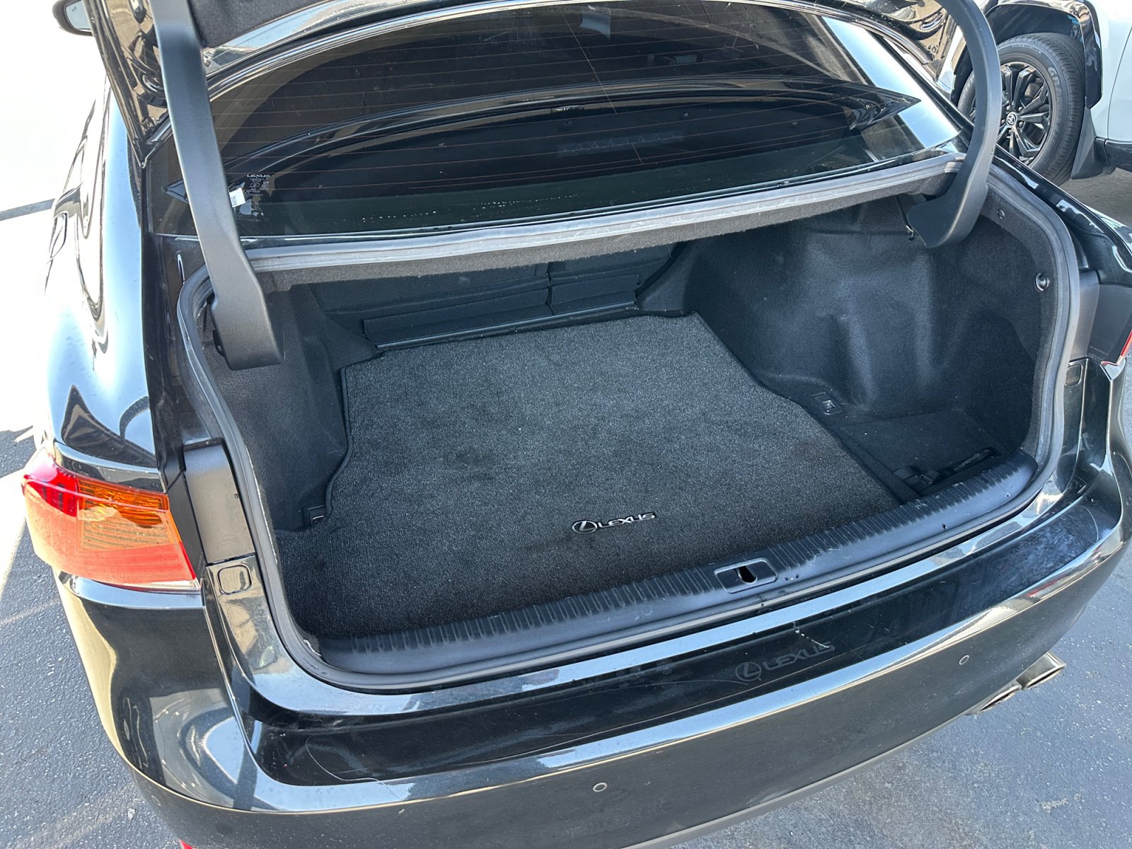 Used 2020 Lexus IS 300 w/ Navigation Package RWD image 27