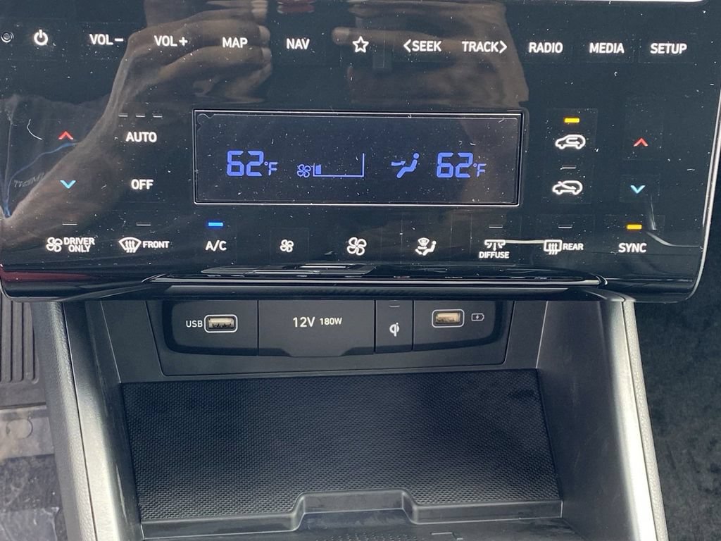 New 2024 Hyundai Tucson Limited AWD/4WD image 30
