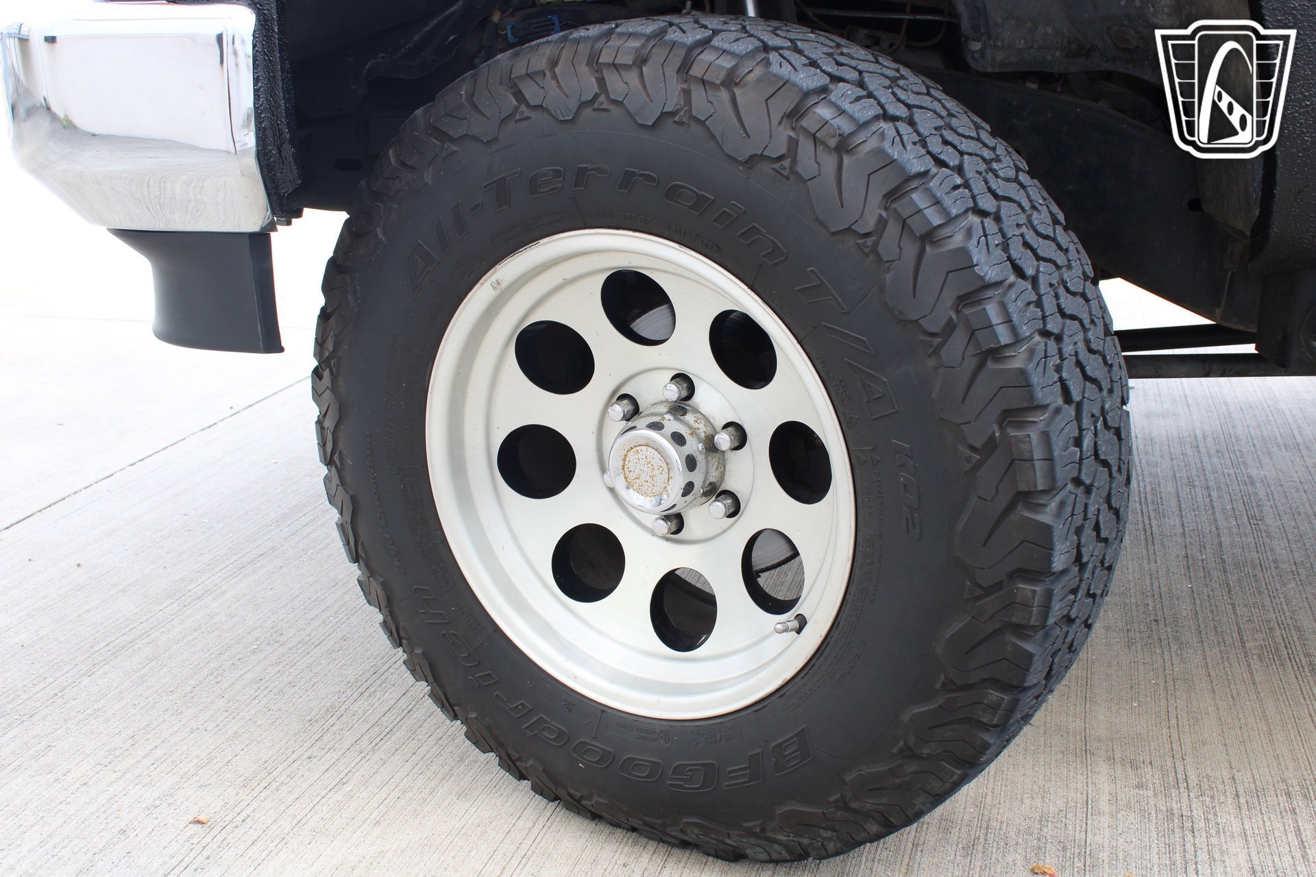 Used 1996 Chevrolet Tahoe 4WD 2-Door image 37