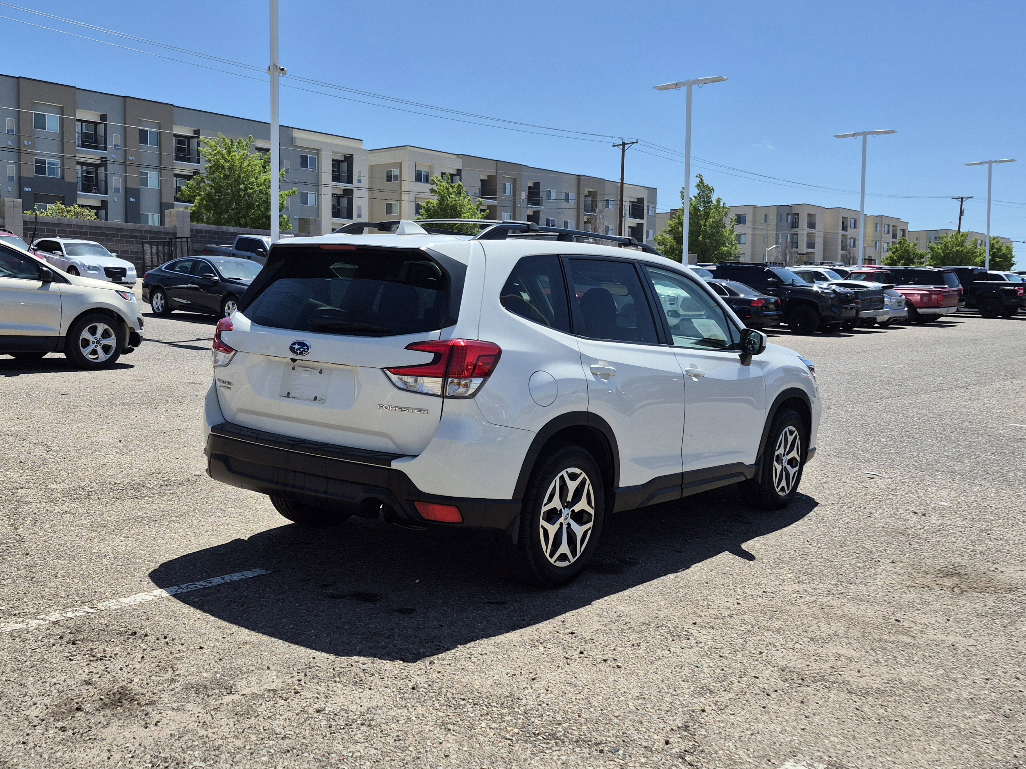 Used 2020 Subaru Forester Premium image 5