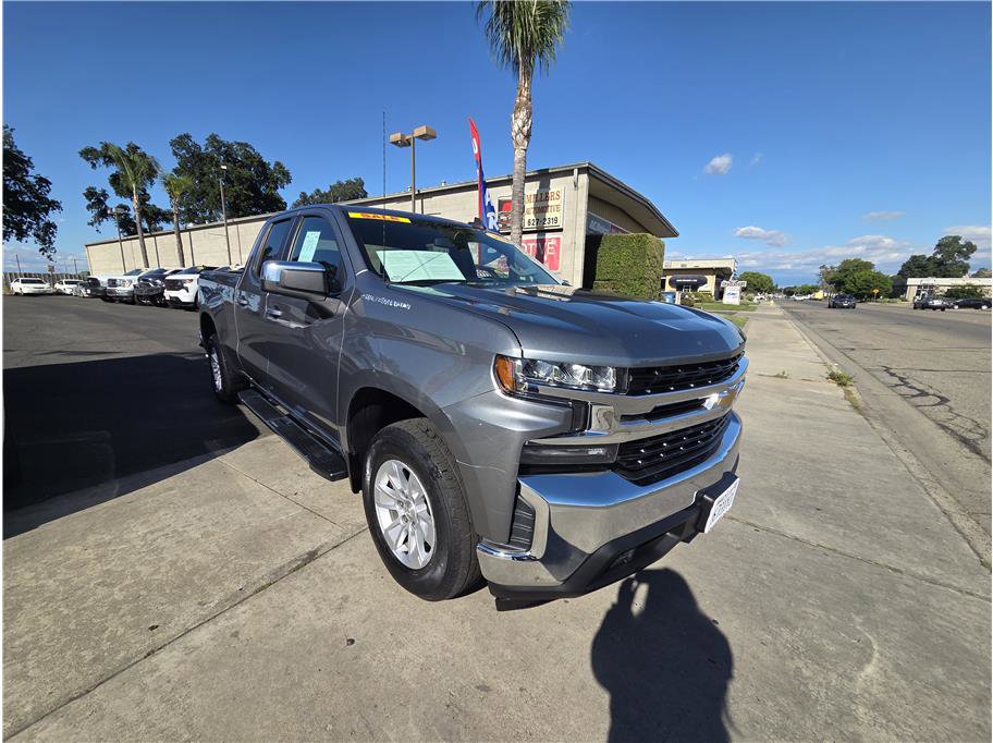 Used 2019 Chevrolet Silverado 1500 LT w/ All-Star Edition RWD image 3
