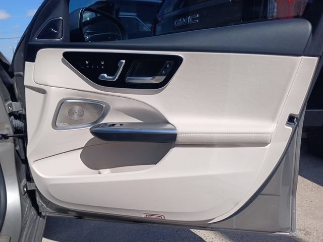 Used 2024 Mercedes-Benz C 300 Sedan image 16