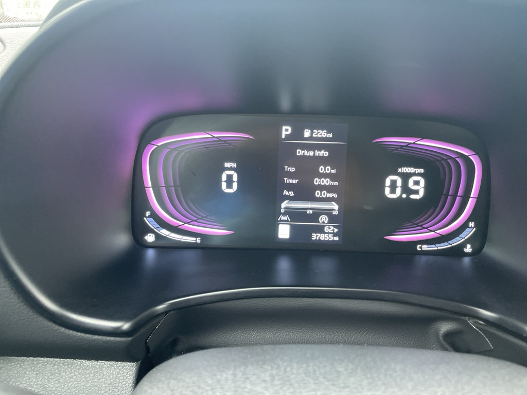 Used 2025 Kia Soul LX w/ LX Technology Package FWD image 18