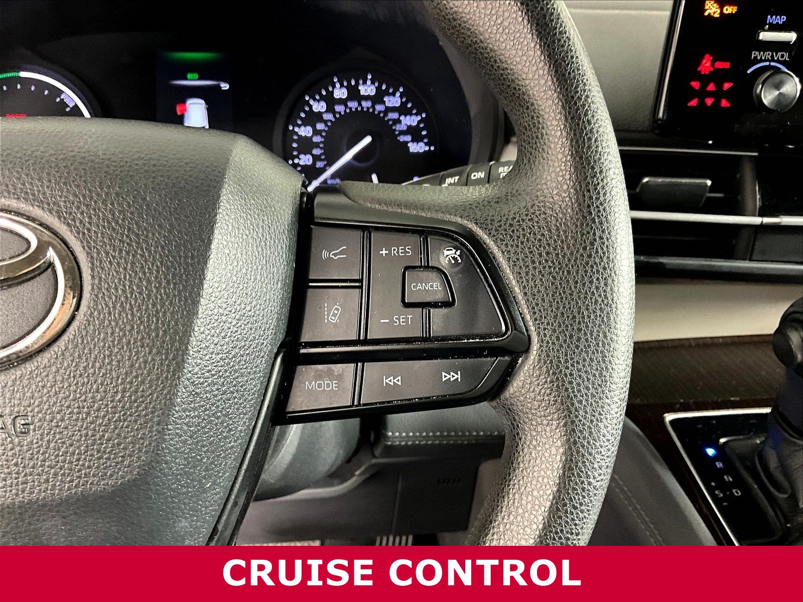 Used 2022 Toyota Sienna LE FWD image 11