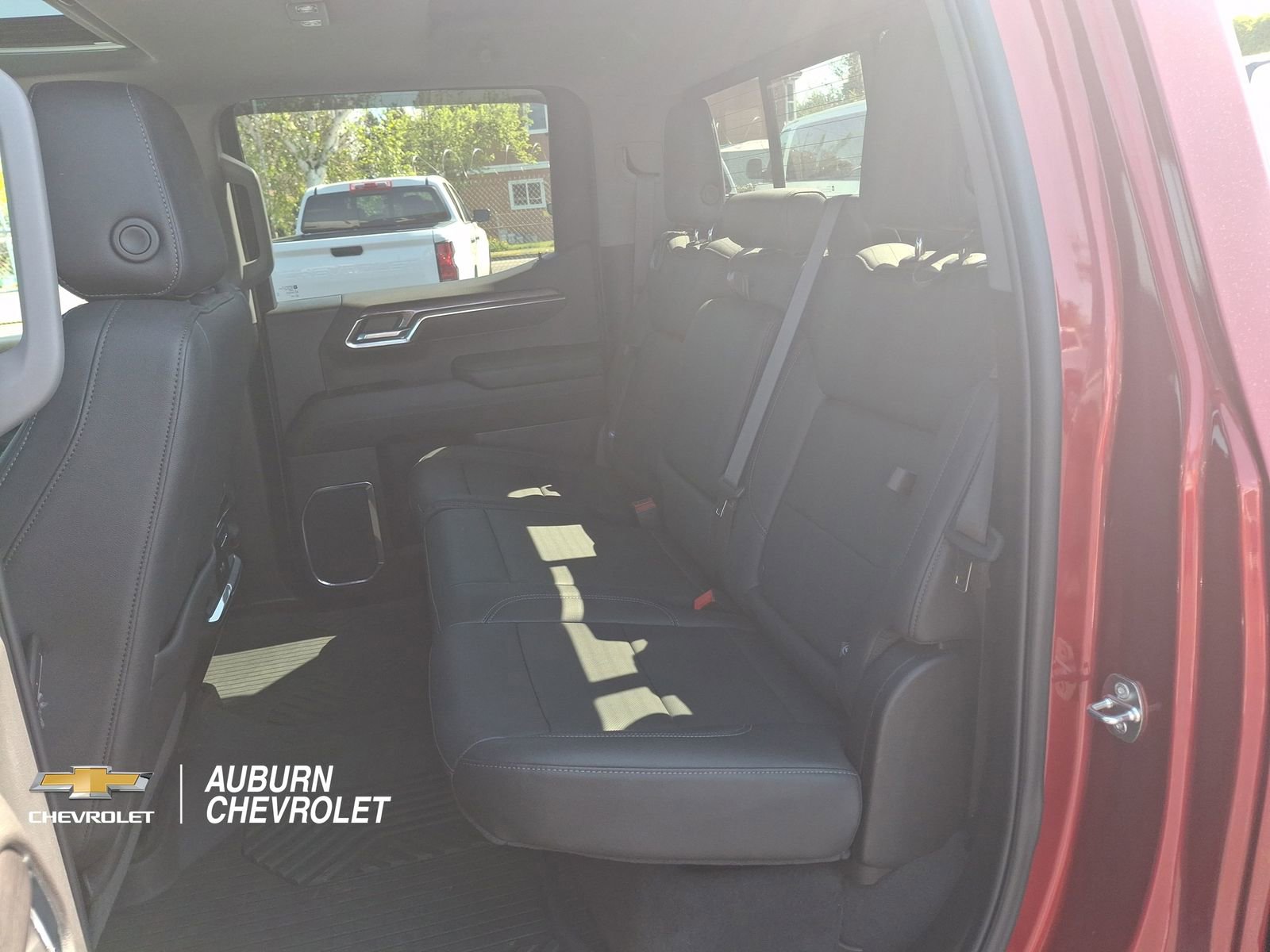Certified 2024 Chevrolet Silverado 1500 LTZ AWD/4WD image 20