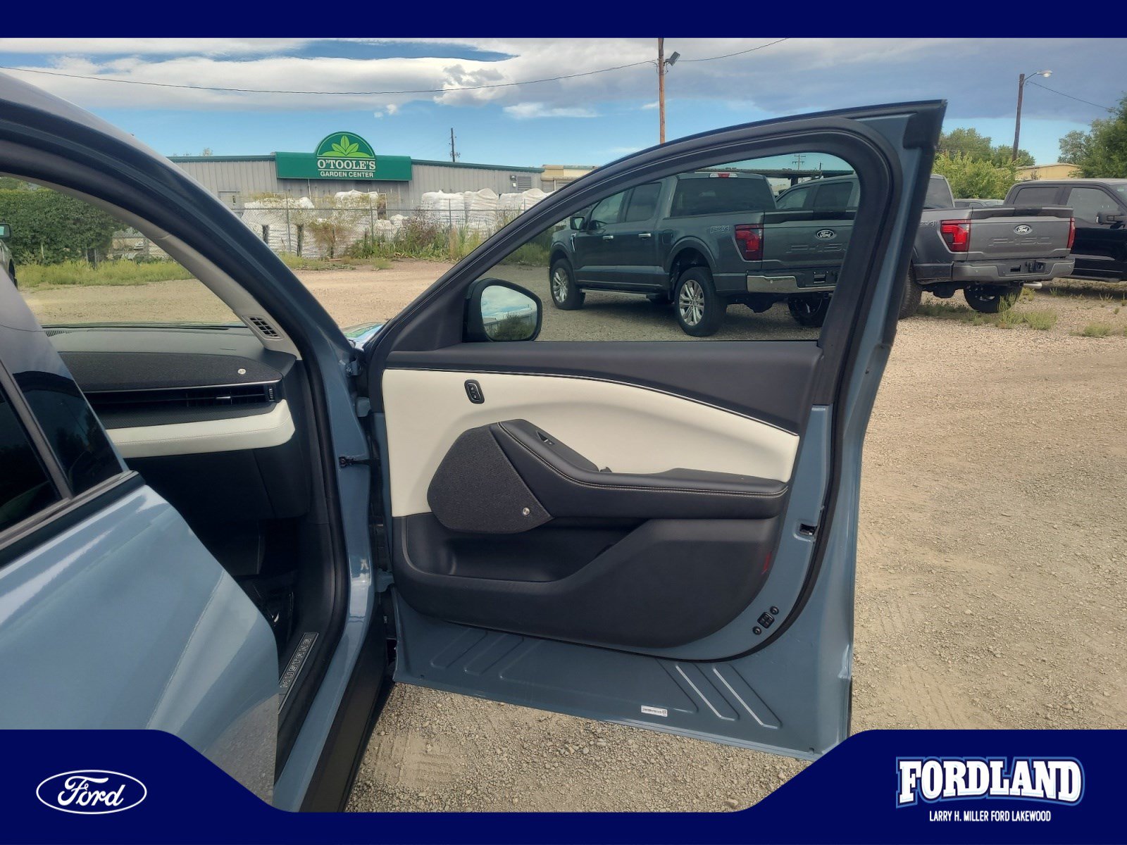 Used 2023 Ford Mustang Mach-E Premium RWD image 16