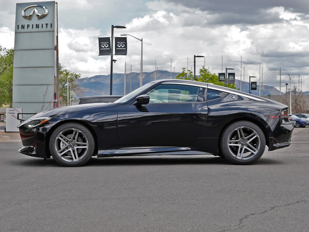 Used 2024 Nissan Z Sport w/ Floor Mat Package RWD image 6