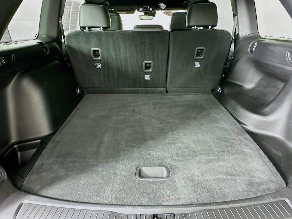 Certified 2024 Jeep Grand Cherokee Altitude image 36