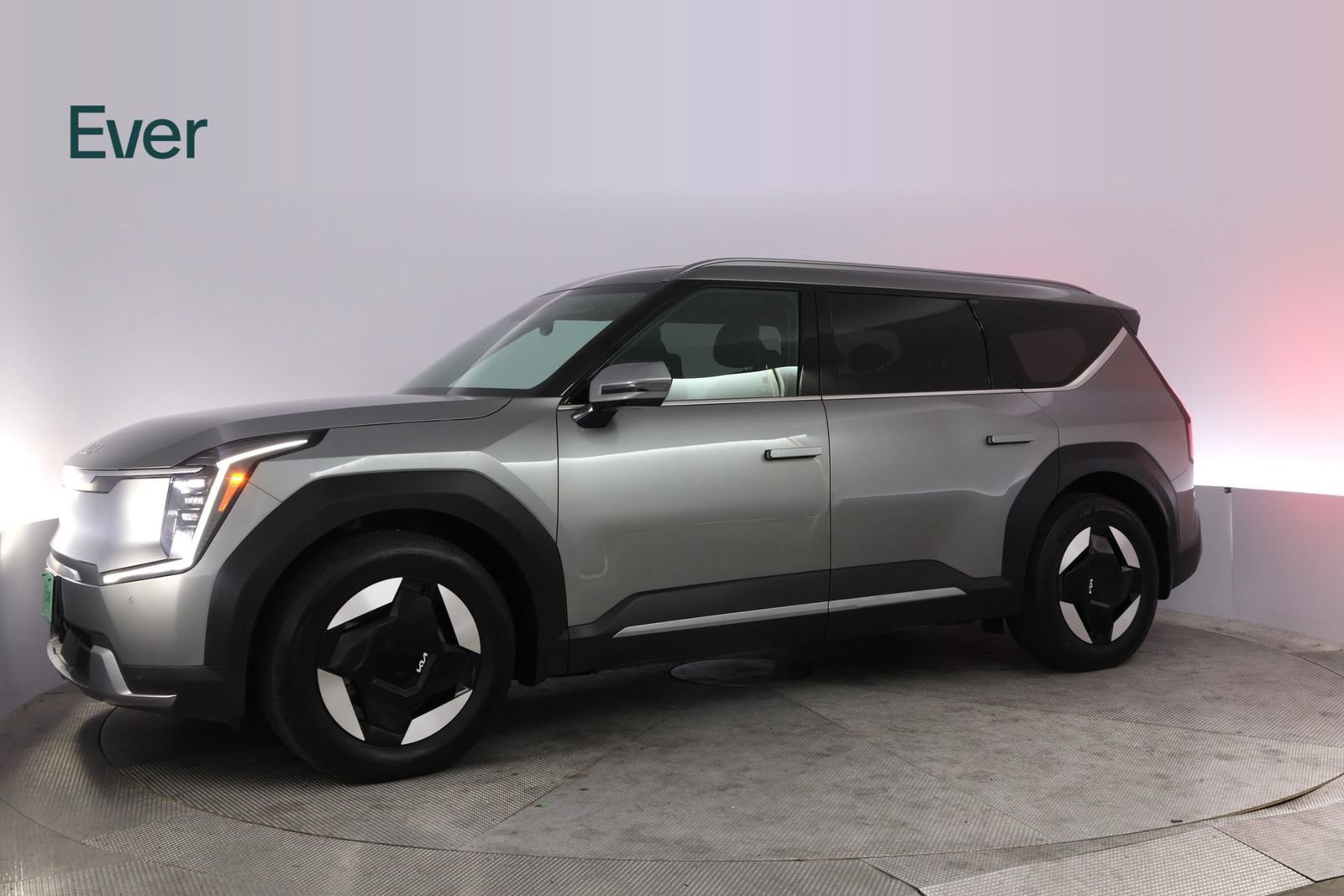 Used 2024 Kia EV9 Wind AWD/4WD image 18