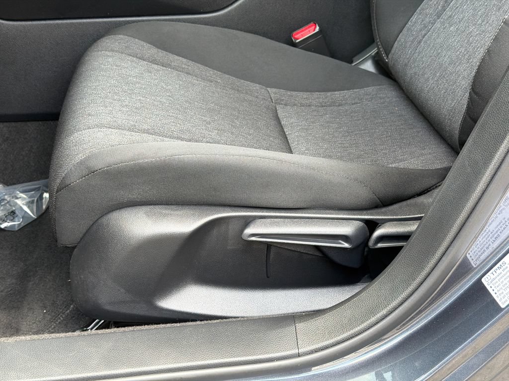 Certified 2025 Honda Accord LX image 12