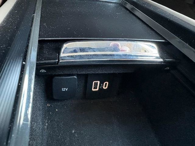 Used 2024 Lincoln Corsair Reserve image 16