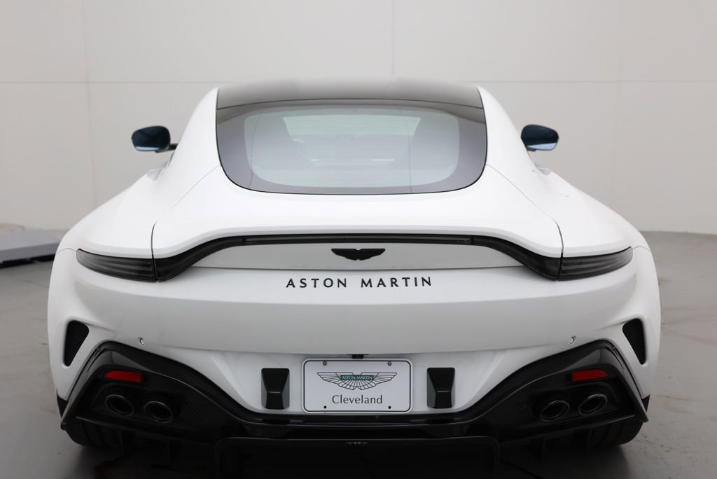 Used 2025 Aston Martin V8 Vantage Coupe image 9