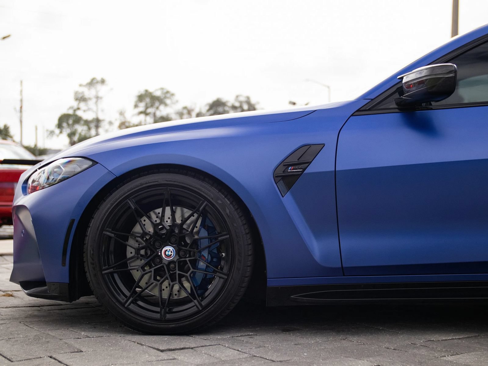 Used 2022 BMW M4 Competition w/ M Carbon Exterior Package RWD image 12