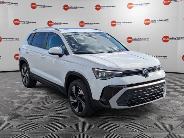 New 2026 Volkswagen Taos SE AWD/4WD image 3