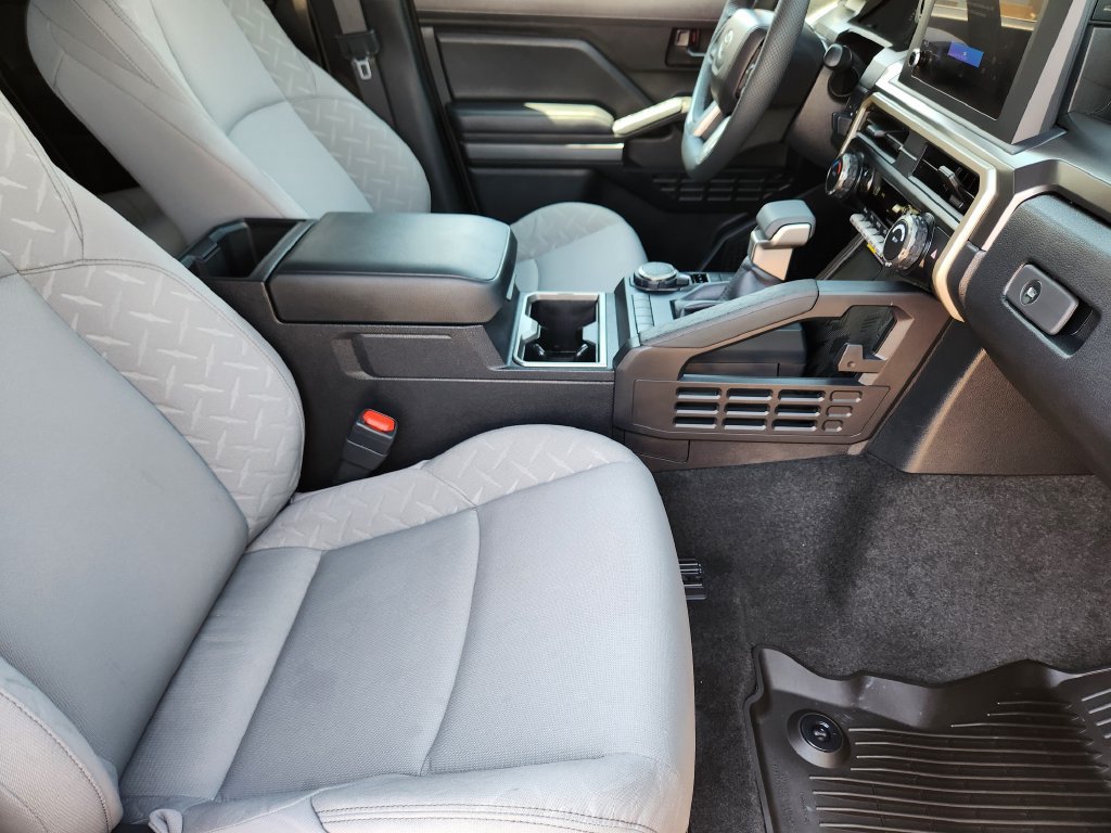 Used 2026 Toyota Tacoma SR5 AWD/4WD image 13