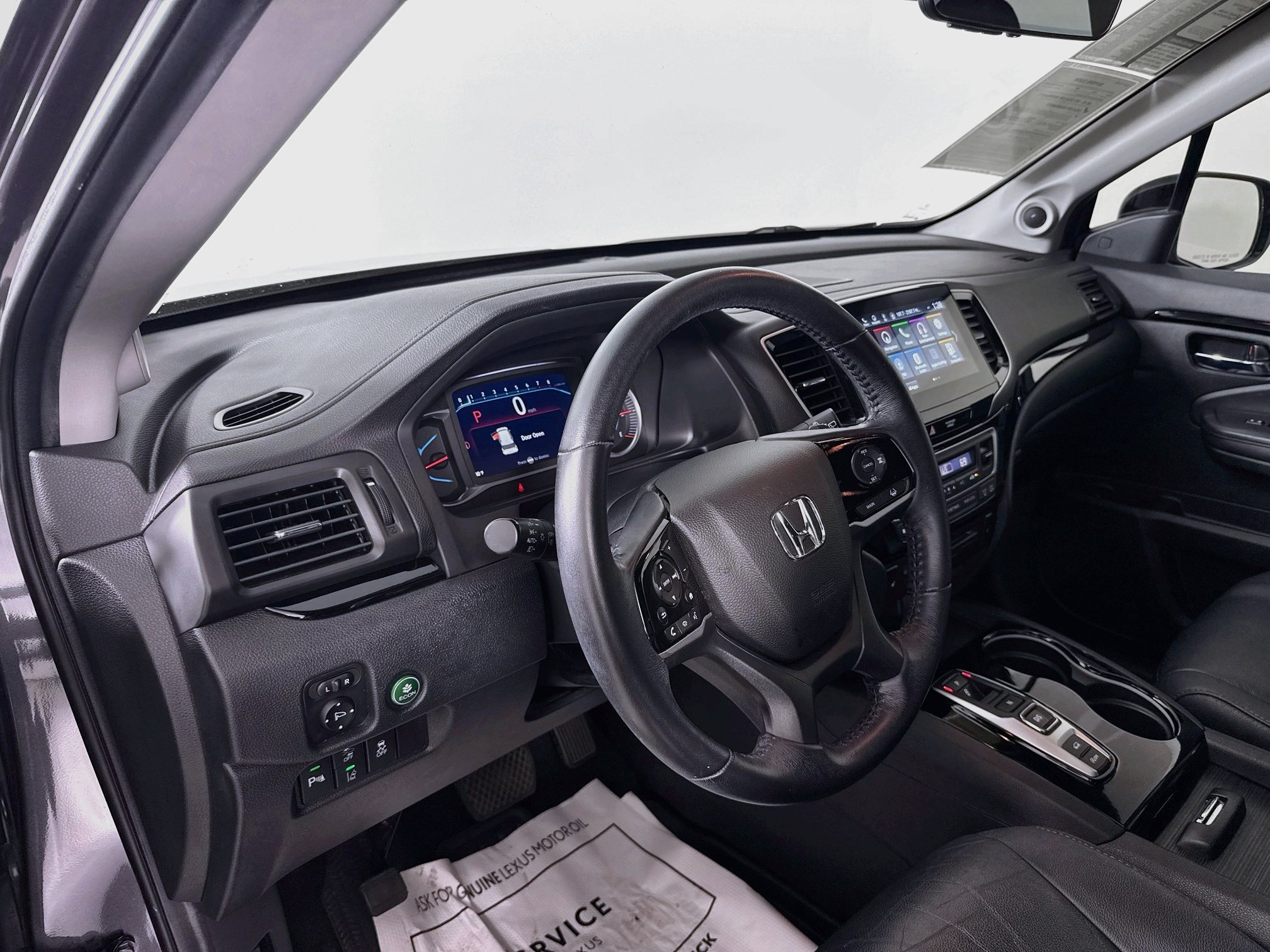 Used 2021 Honda Pilot Touring image 9