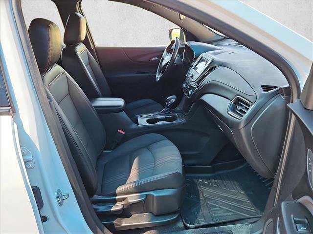 Used 2022 Chevrolet Equinox RS FWD image 20