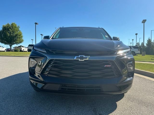 Used 2025 Chevrolet Blazer RS w/ Enhanced Convenience Package AWD/4WD image 8