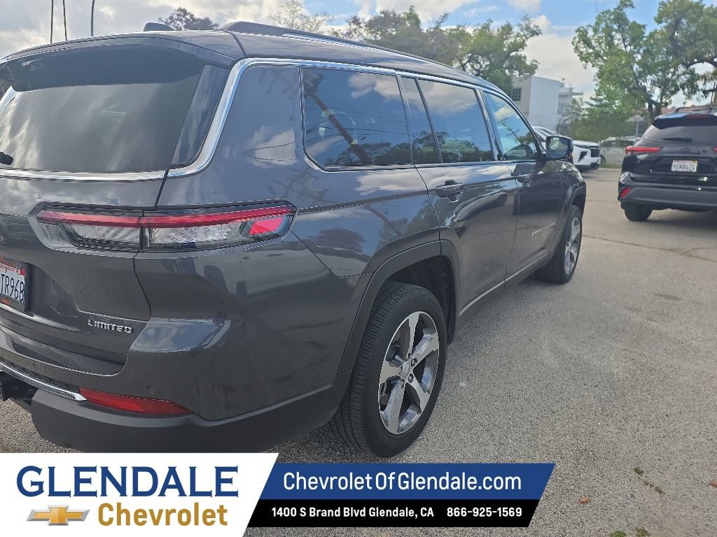 Used 2023 Jeep Grand Cherokee L Limited AWD/4WD image 7