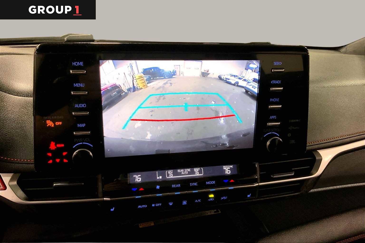 Used 2024 Toyota Sienna XSE w/ XSE Plus Package AWD/4WD image 27