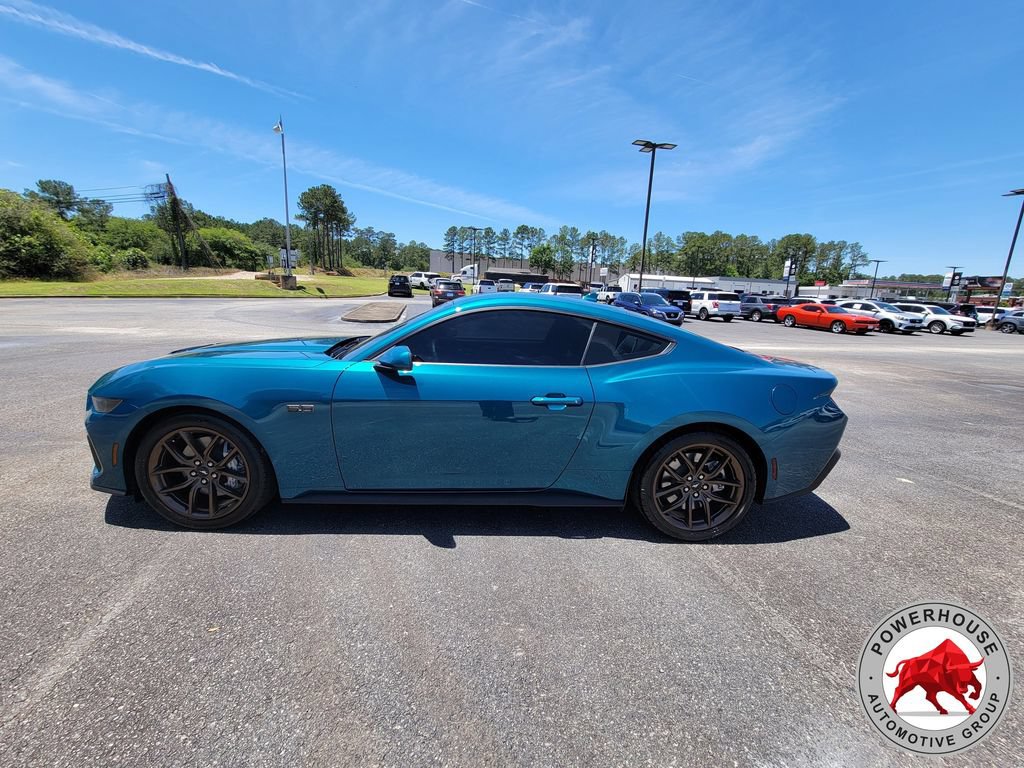 Used 2026 Ford Mustang GT RWD image 3