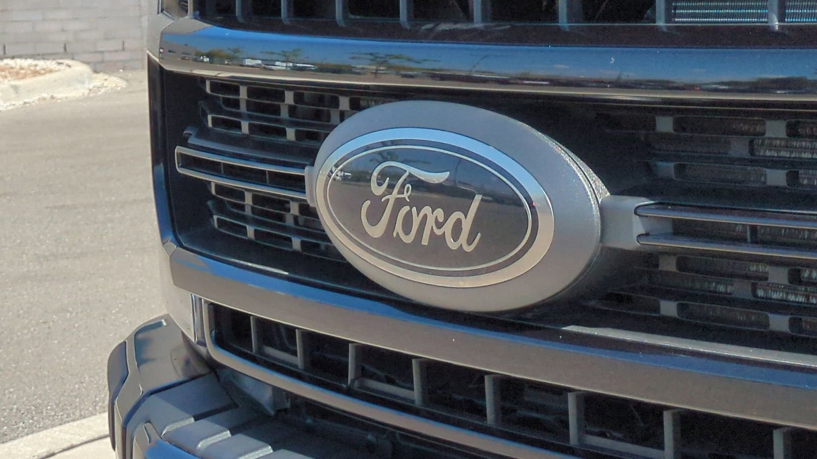 Used 2021 Ford F250 Lariat image 12