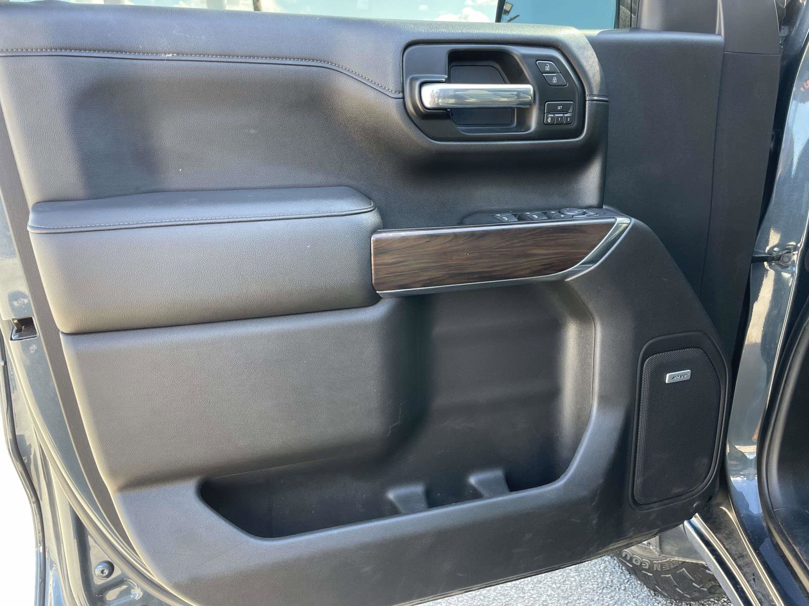 Used 2019 GMC Sierra 1500 SLT w/ SLT Premium Plus Package image 11