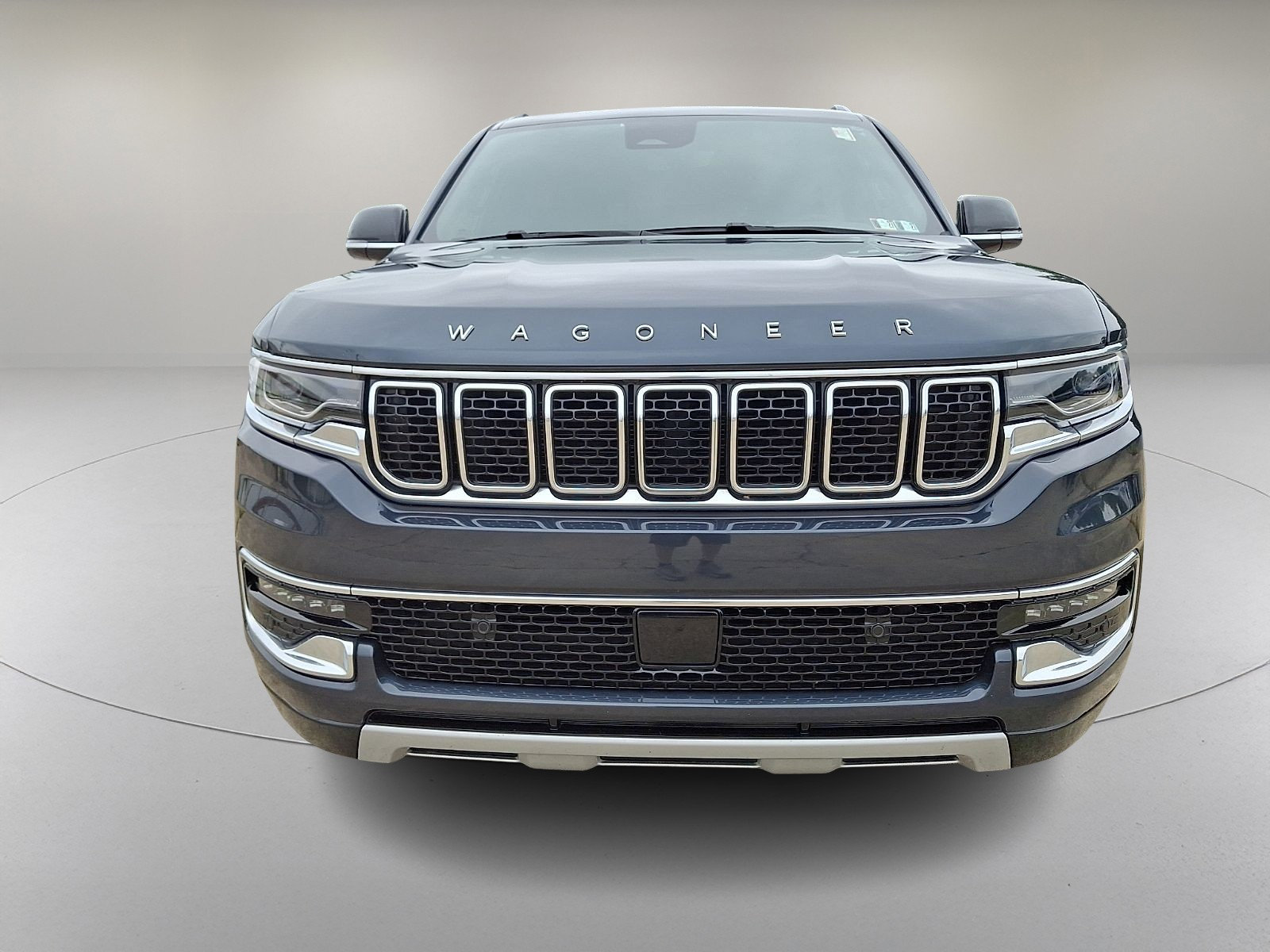 Used 2023 Jeep Wagoneer Series II AWD/4WD image 3