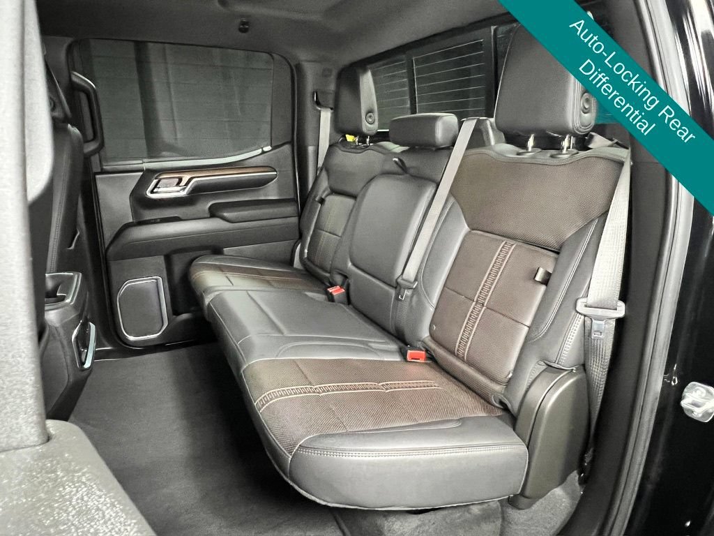 Used 2025 Chevrolet Silverado 1500 High Country AWD/4WD image 10