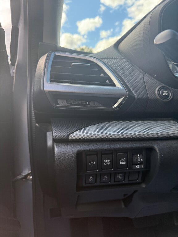 Used 2020 Subaru Forester Limited image 9