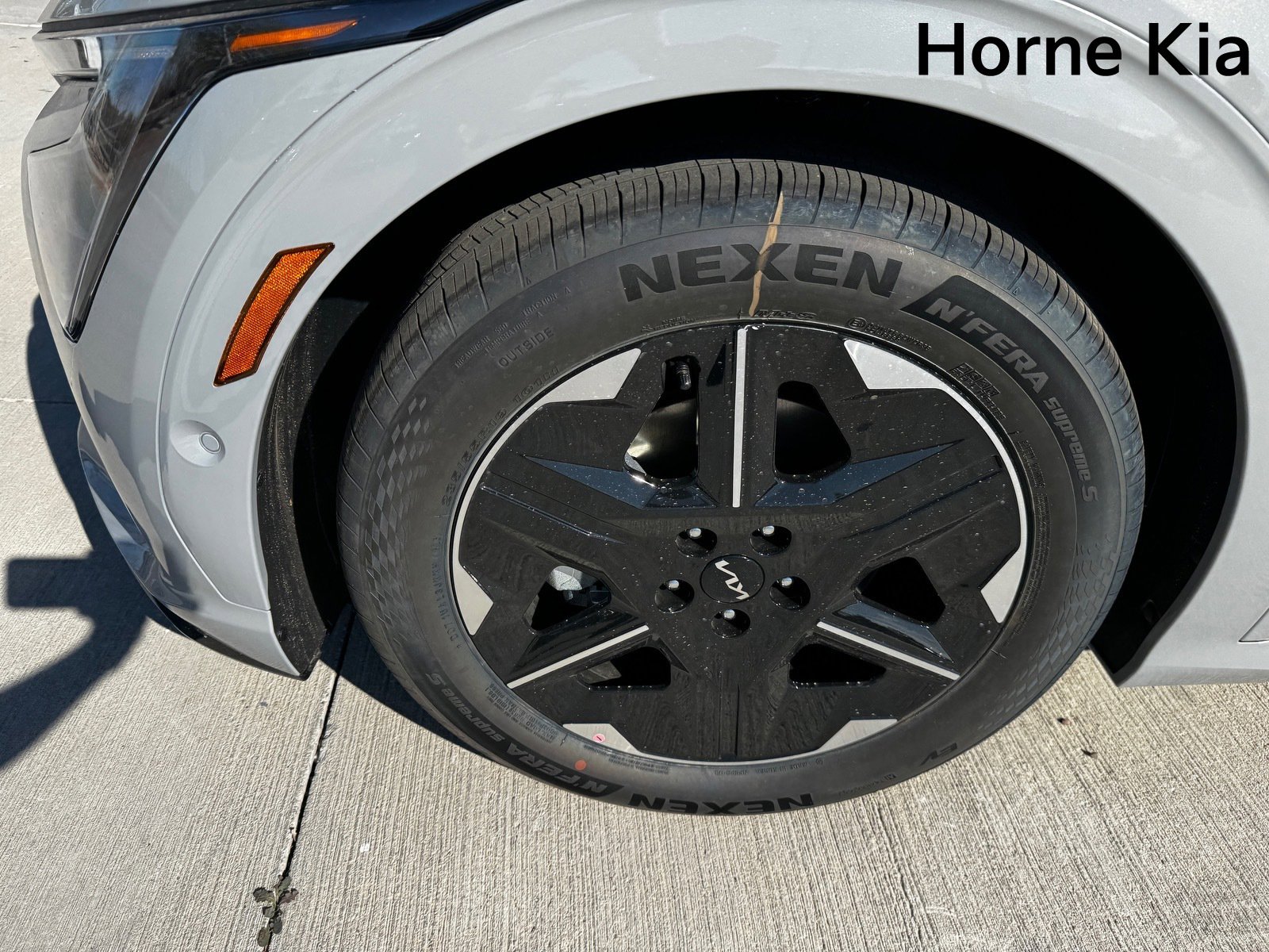 New 2025 Kia EV6 GT-Line image 8