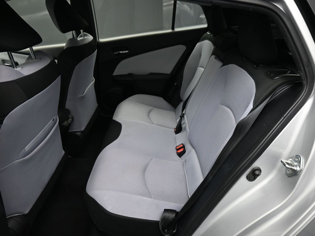 Certified 2022 Toyota Prius LE image 20