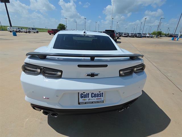 Used 2023 Chevrolet Camaro SS RWD image 10