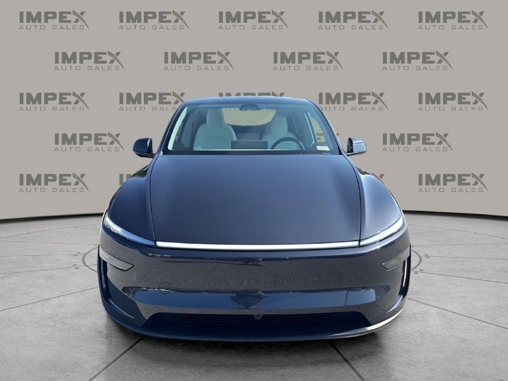 Used 2026 Tesla Model Y Long Range RWD image 8