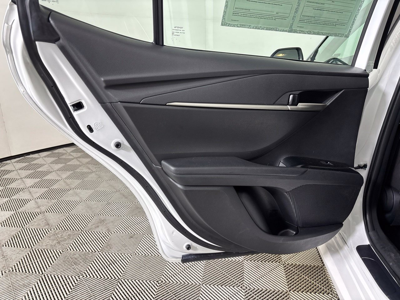 Used 2025 Toyota Camry LE FWD image 21