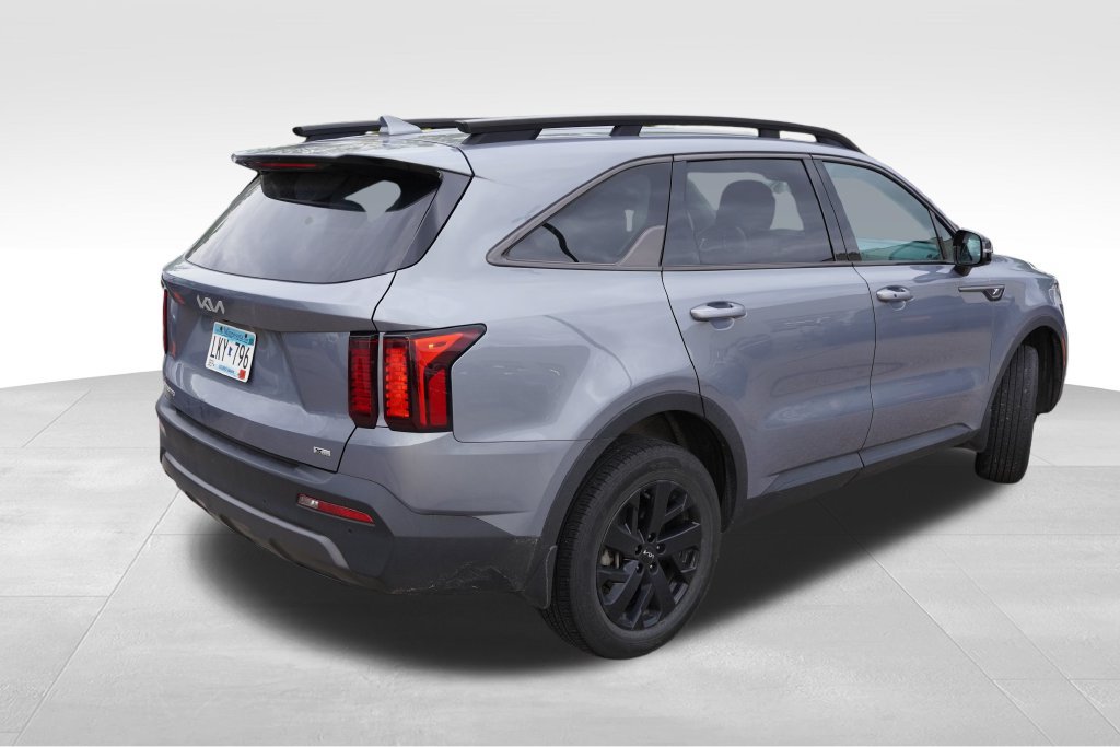 Certified 2023 Kia Sorento S AWD/4WD image 3