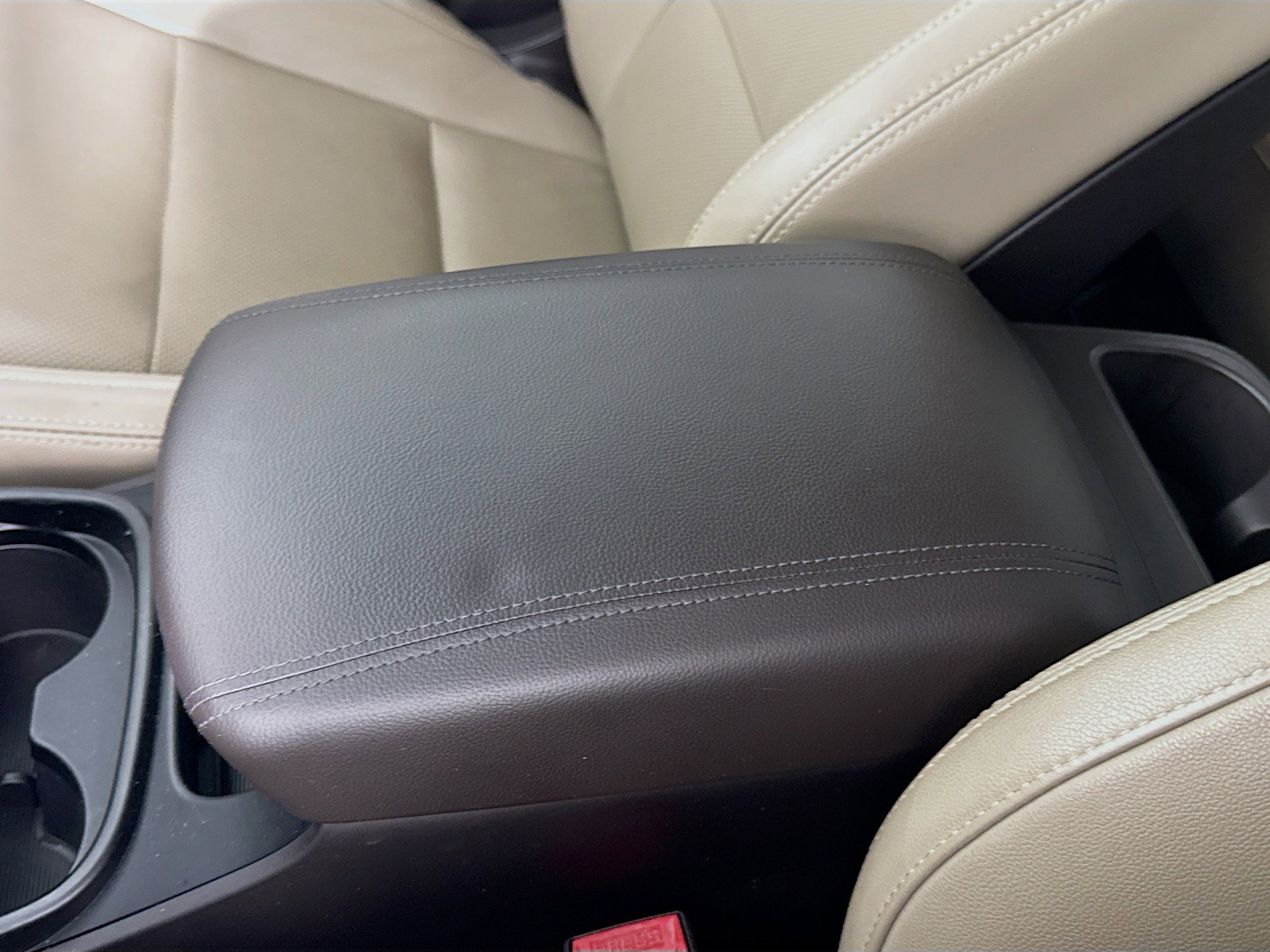 Used 2018 Hyundai Santa Fe Limited w/ Cargo Package FWD image 18