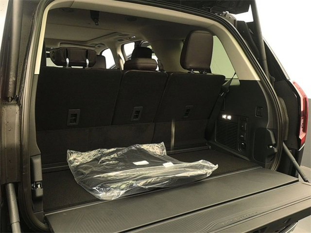 New 2025 Ford Expedition Platinum w/ Platinum Ultimate Package image 18