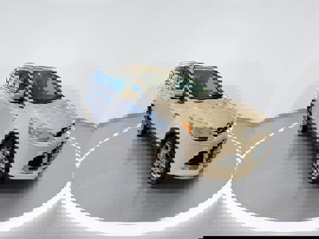 Used 2015 Ford Escape Titanium image 2