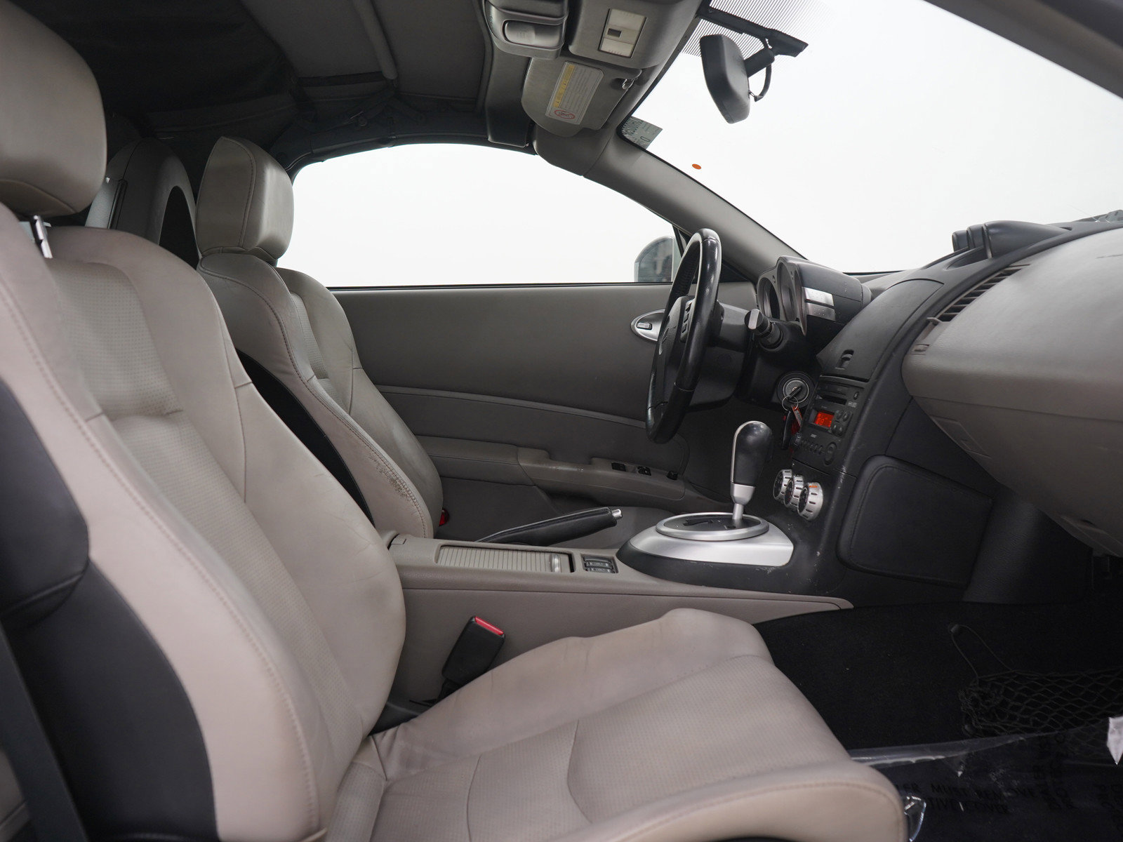 Used 2006 Nissan 350Z Touring RWD image 11