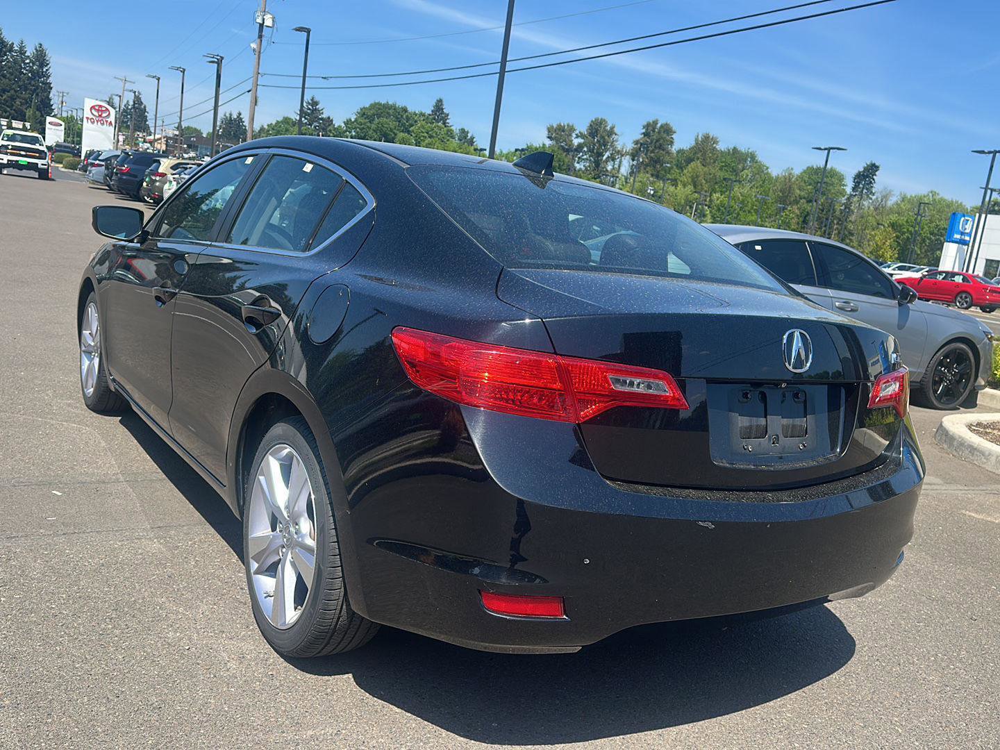 Used 2014 Acura ILX w/ Premium Package FWD image 6