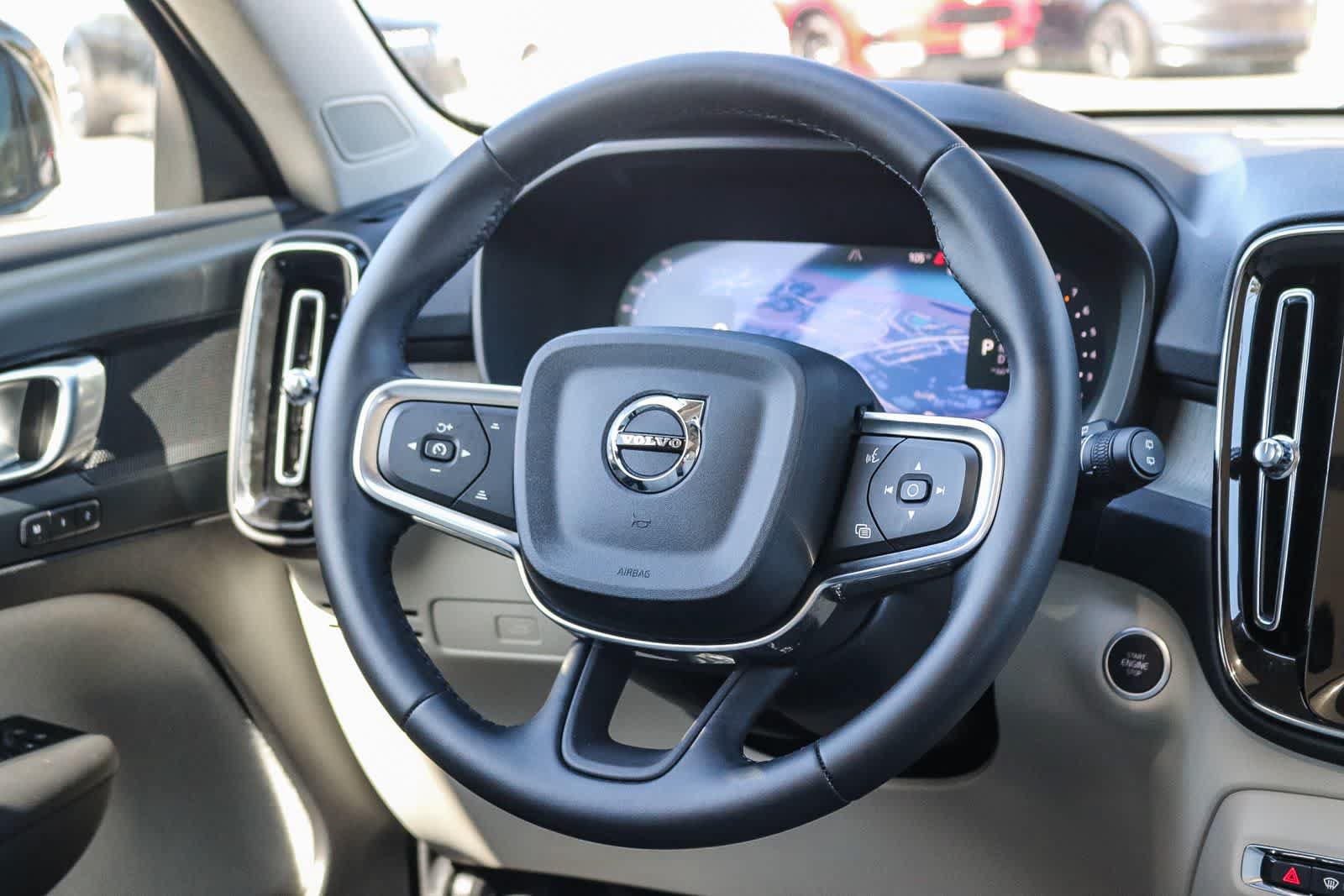 Used 2026 Volvo XC40 B5 Plus w/ Protection Package Premier AWD/4WD image 15