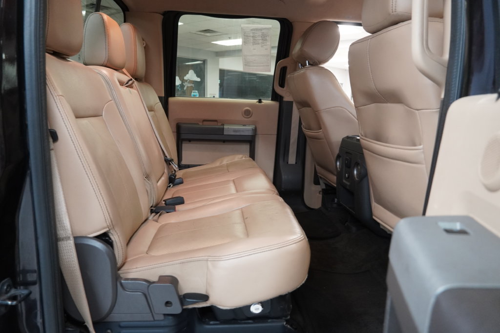 Used 2013 Ford F350 Lariat w/ Lariat Interior Pkg AWD/4WD image 29