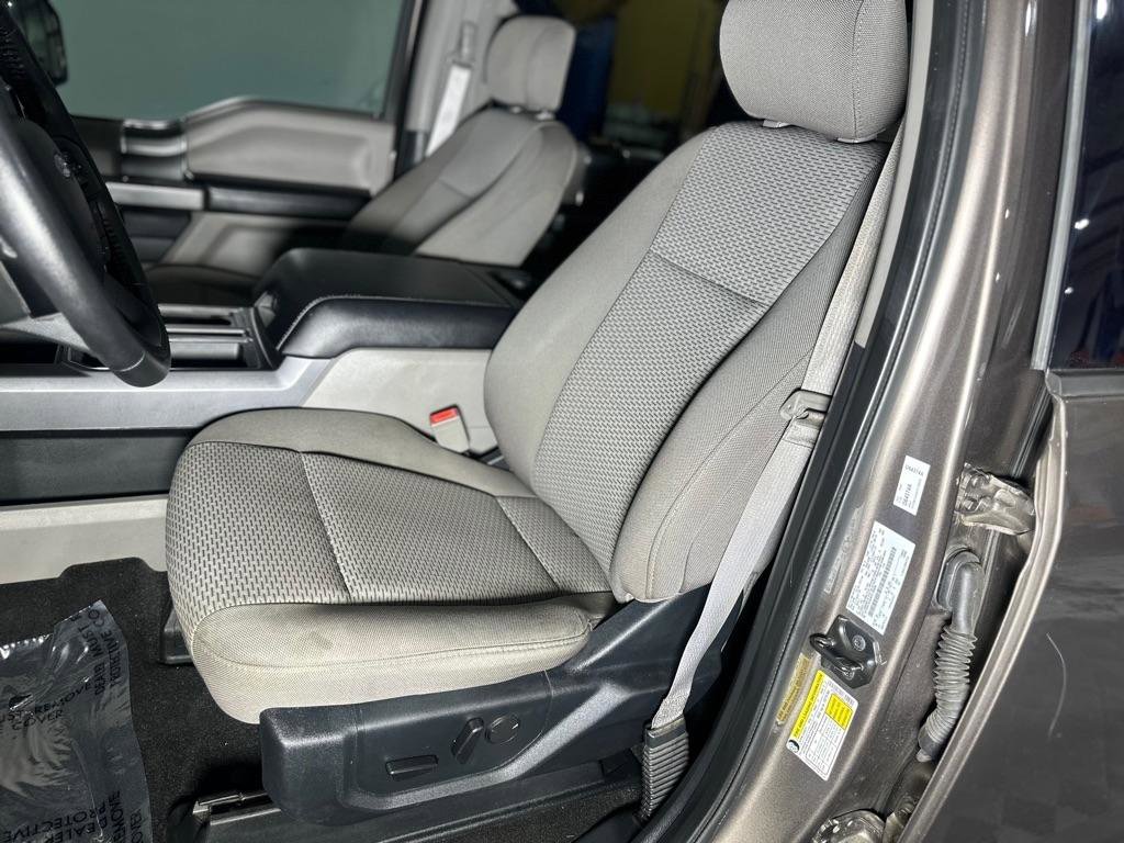 Used 2019 Ford F150 XLT w/ Equipment Group 302A Luxury AWD/4WD image 28